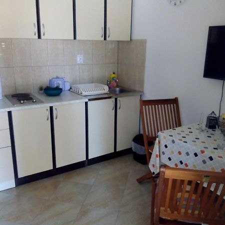 Apartman Leo Nečujam Kültér fotó